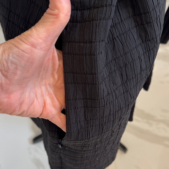 Lululemon Serene Travels Vest Size 12 Black Jacket NYC Style - Picture 9 of 12